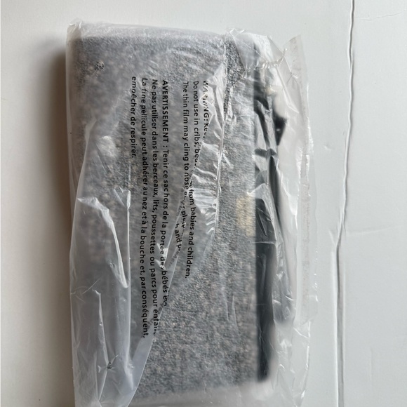 New Victoria's Secret laser cut black wallet - Picture 3 of 5